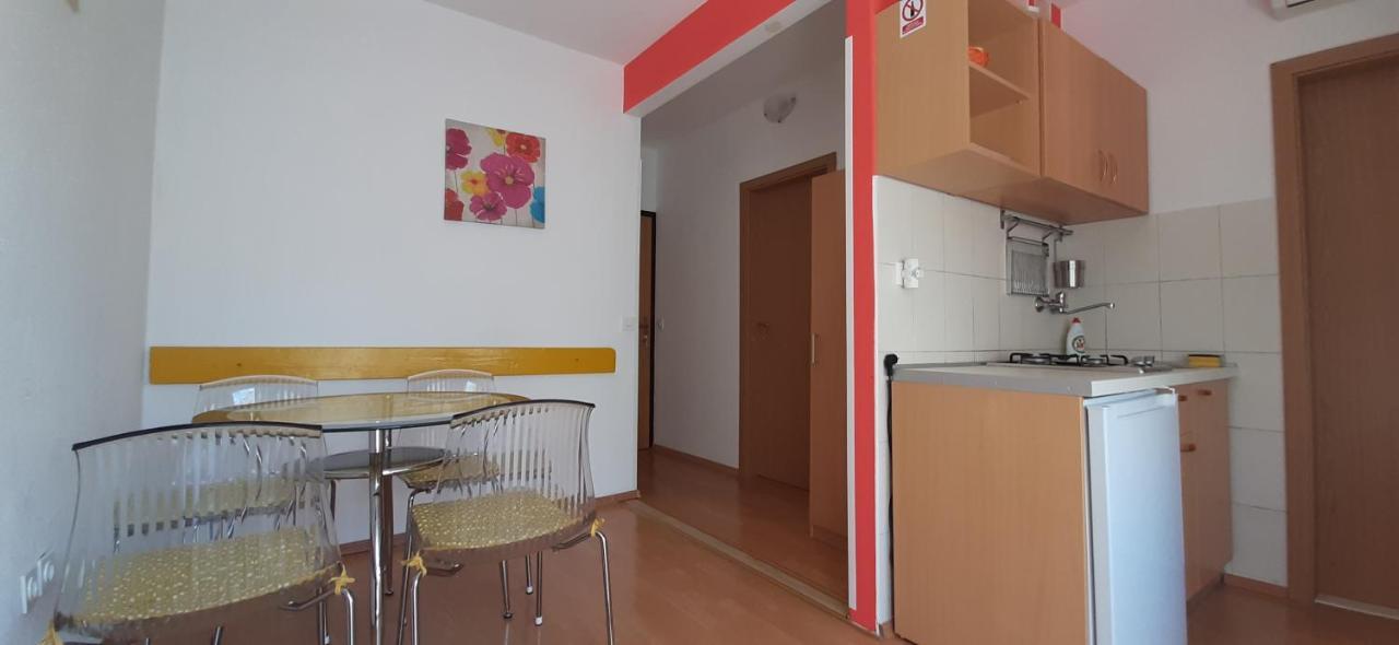 House Perkov Apartment Primosten