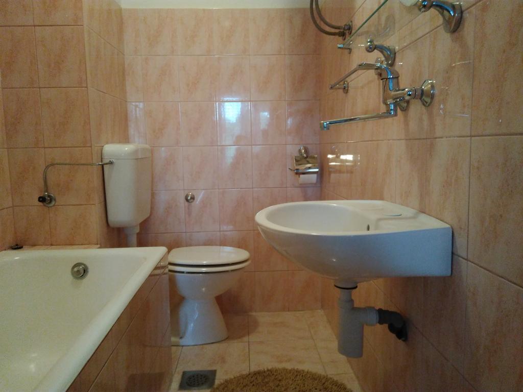 Apartment House Perkov